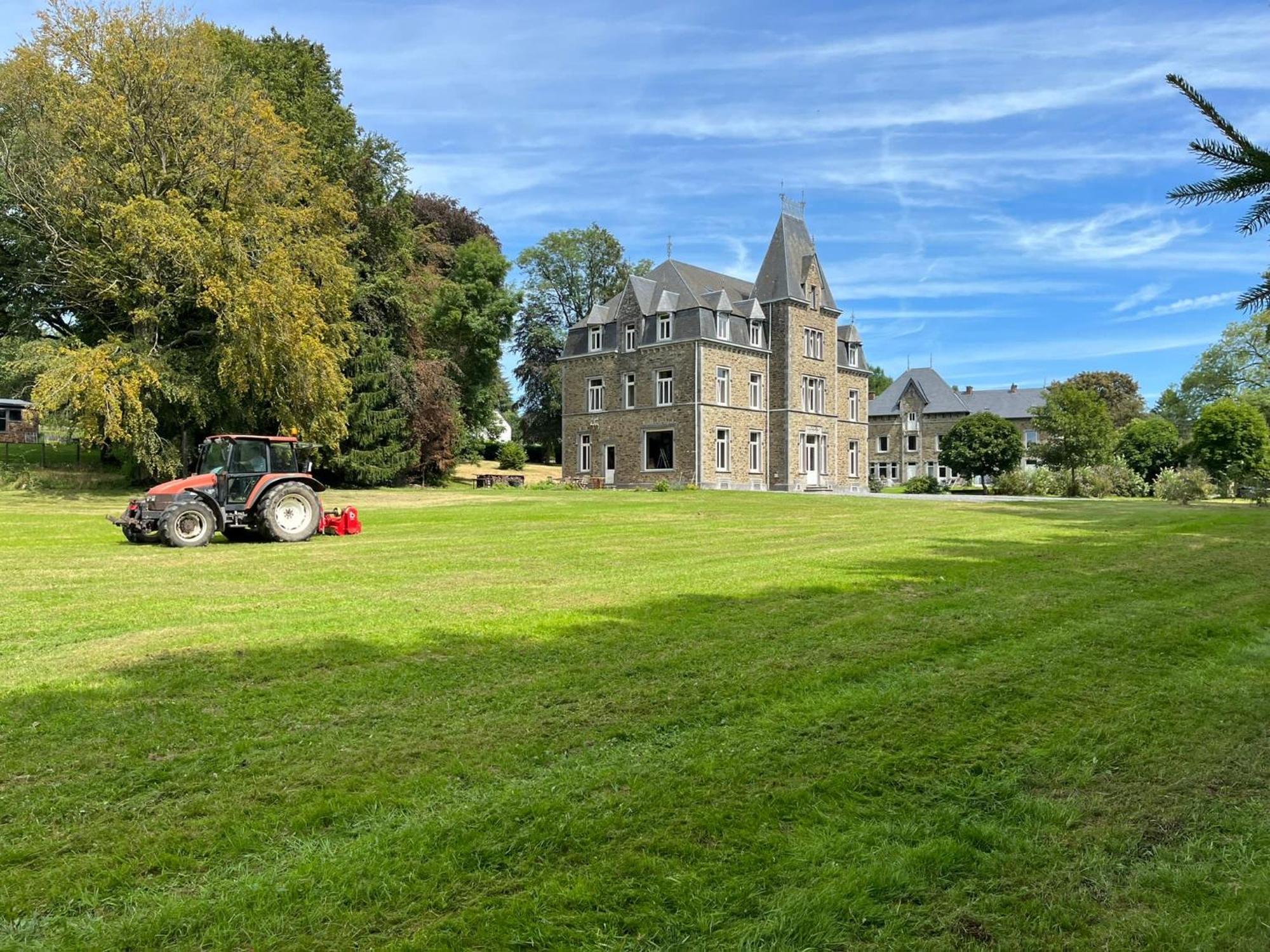 Chateau De Porcheresse Daverdisse Eksteriør billede